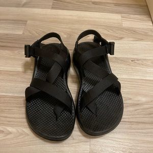 Black Z cloud chacos